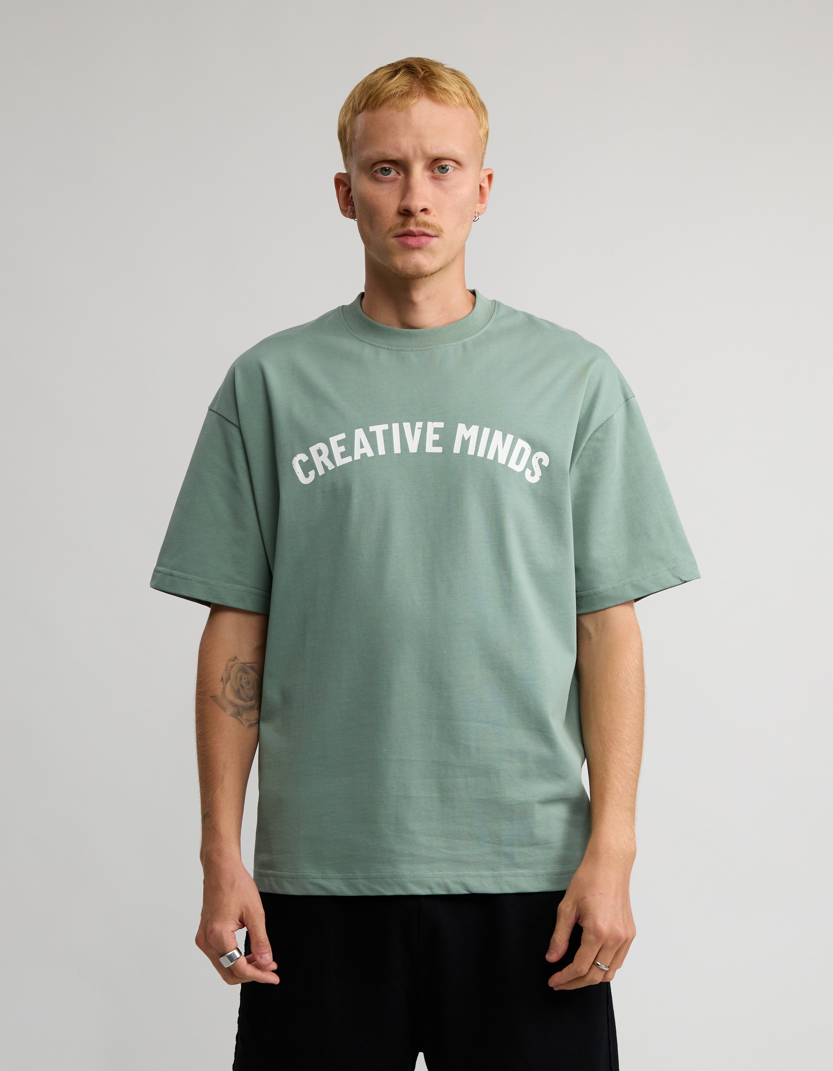 CREATIVE MINDS