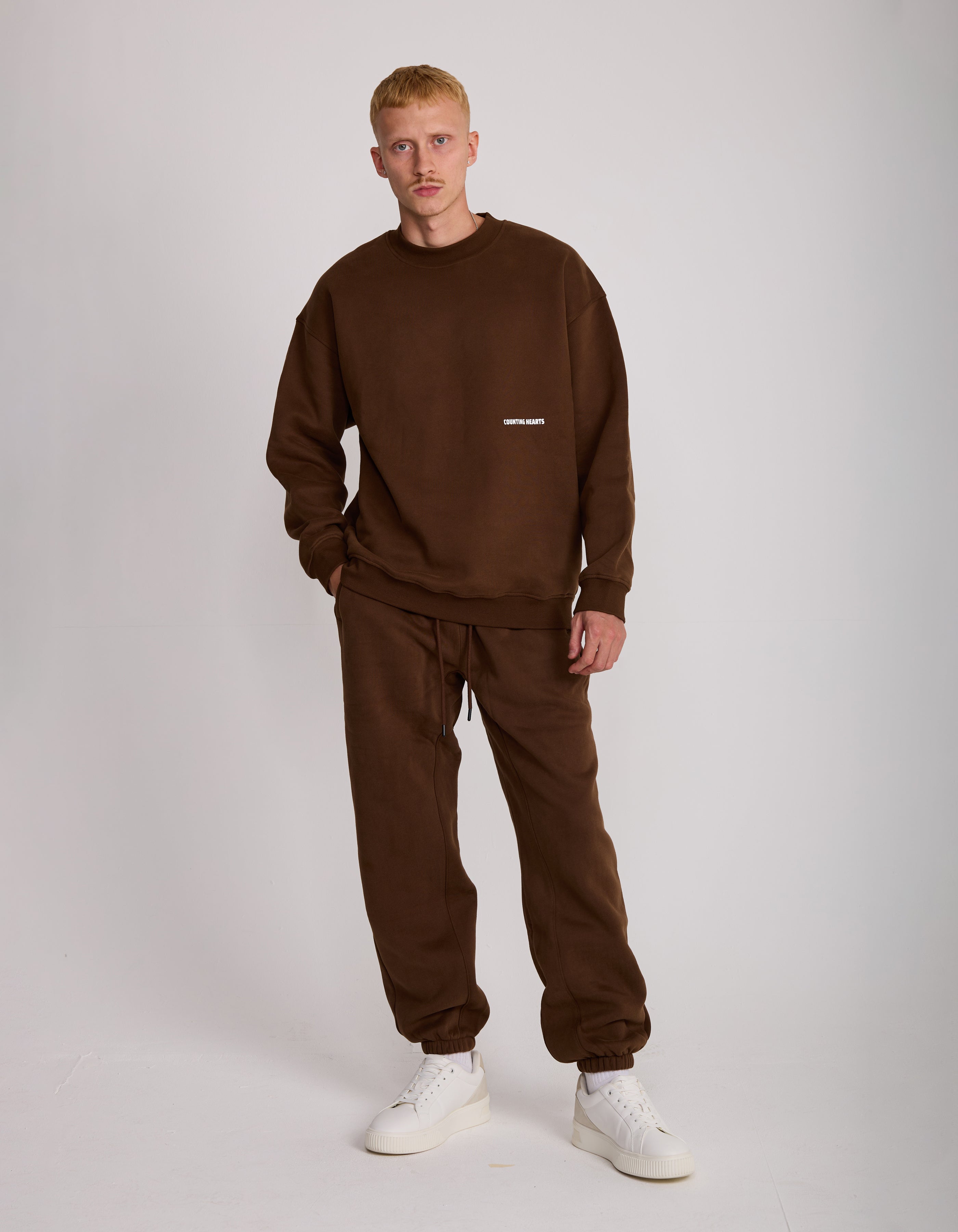 JOGGERS