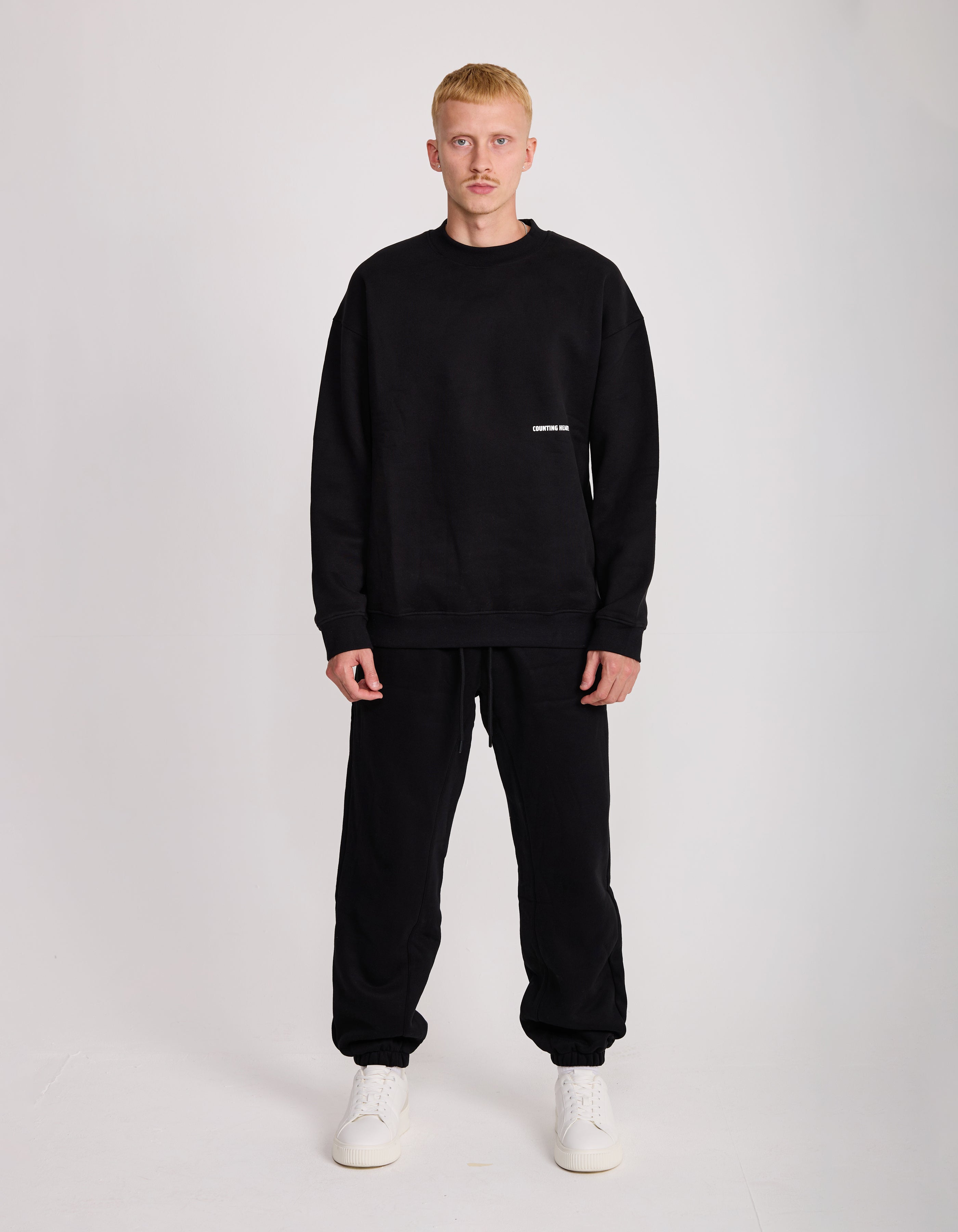 JOGGERS