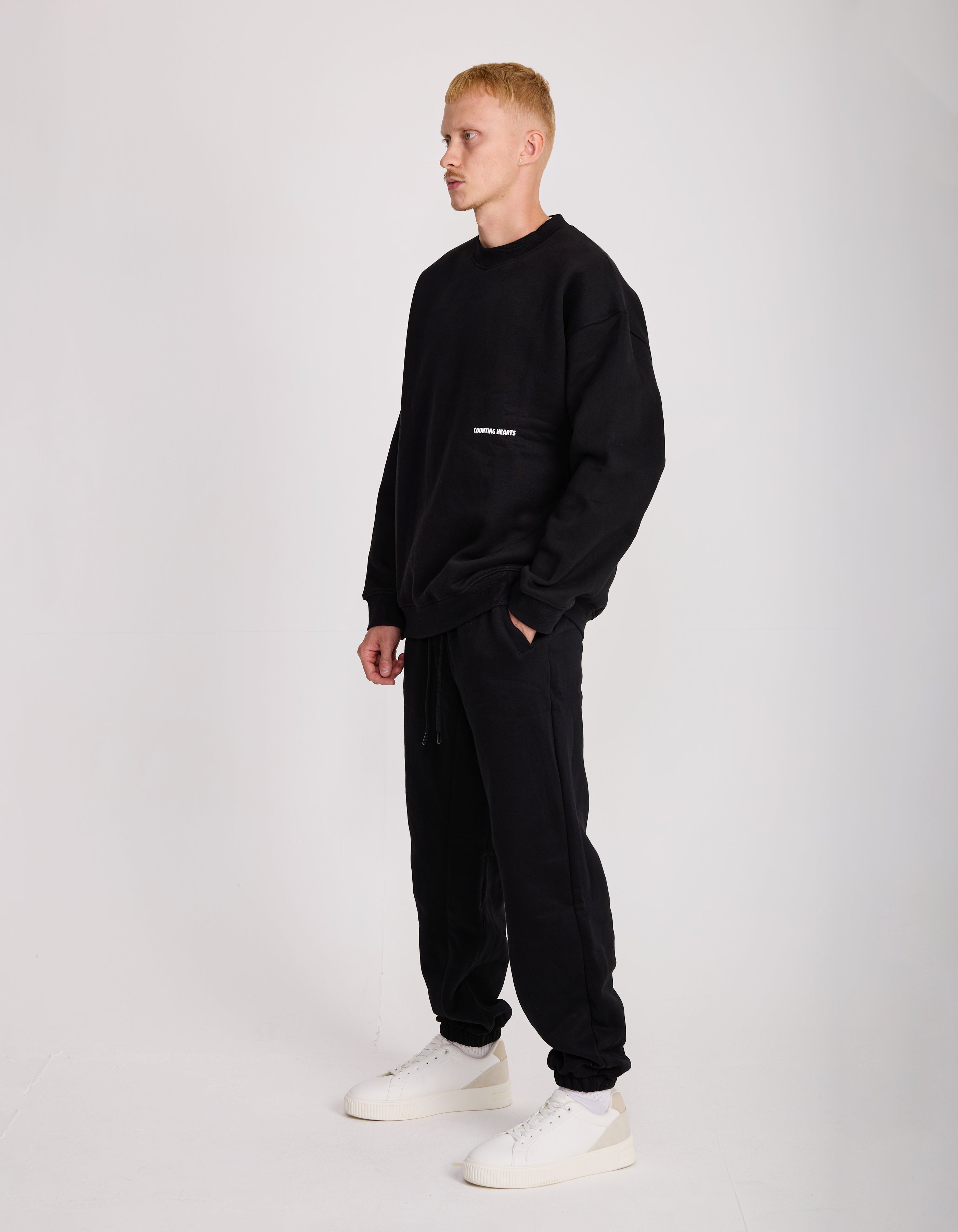 JOGGERS