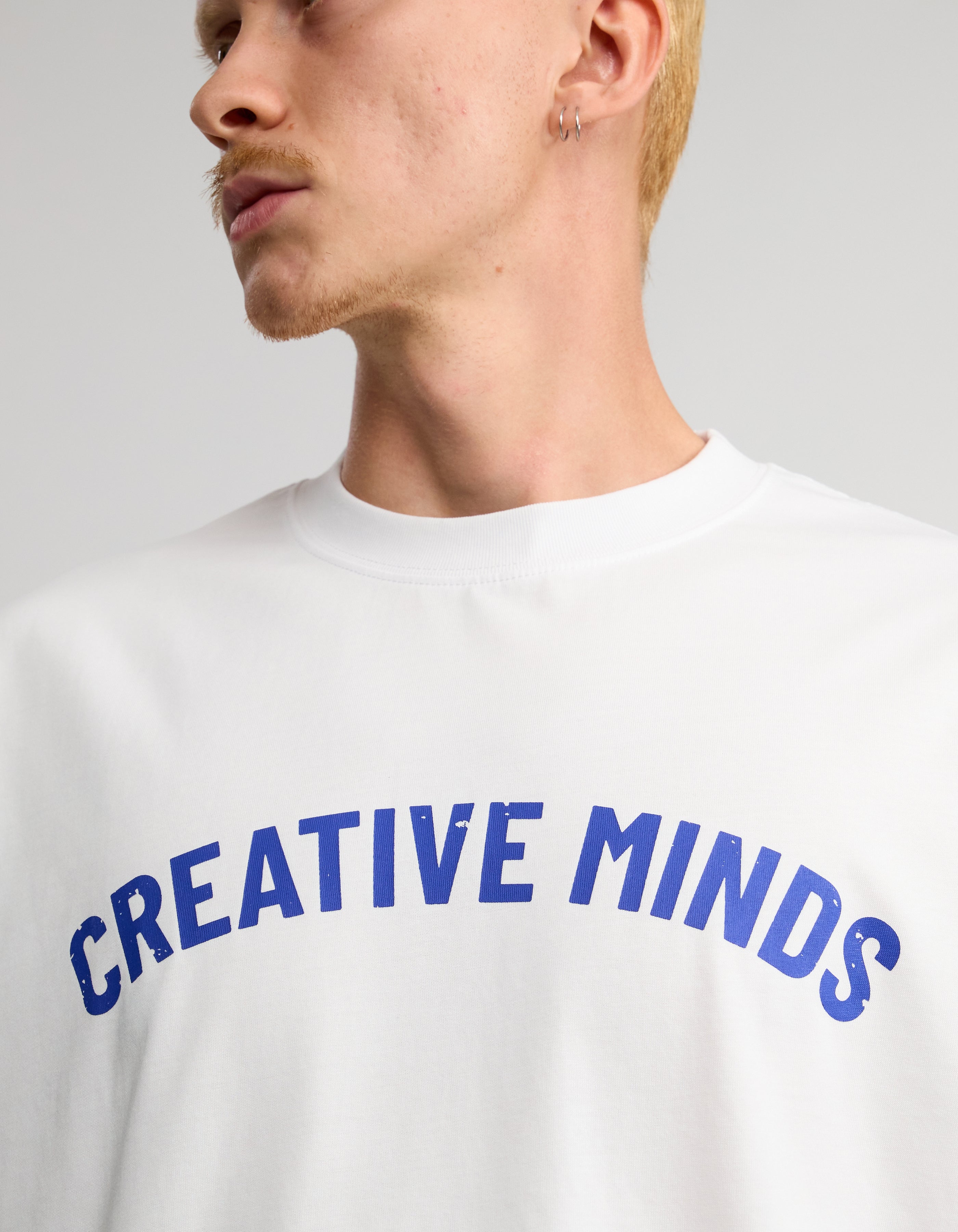 CREATIVE MINDS