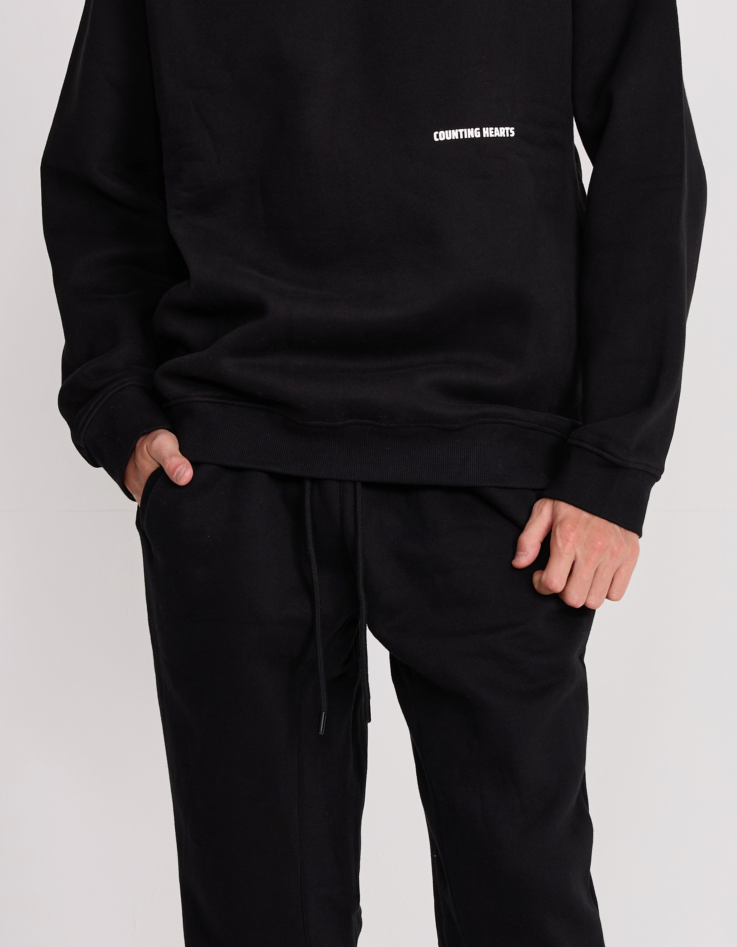 JOGGERS
