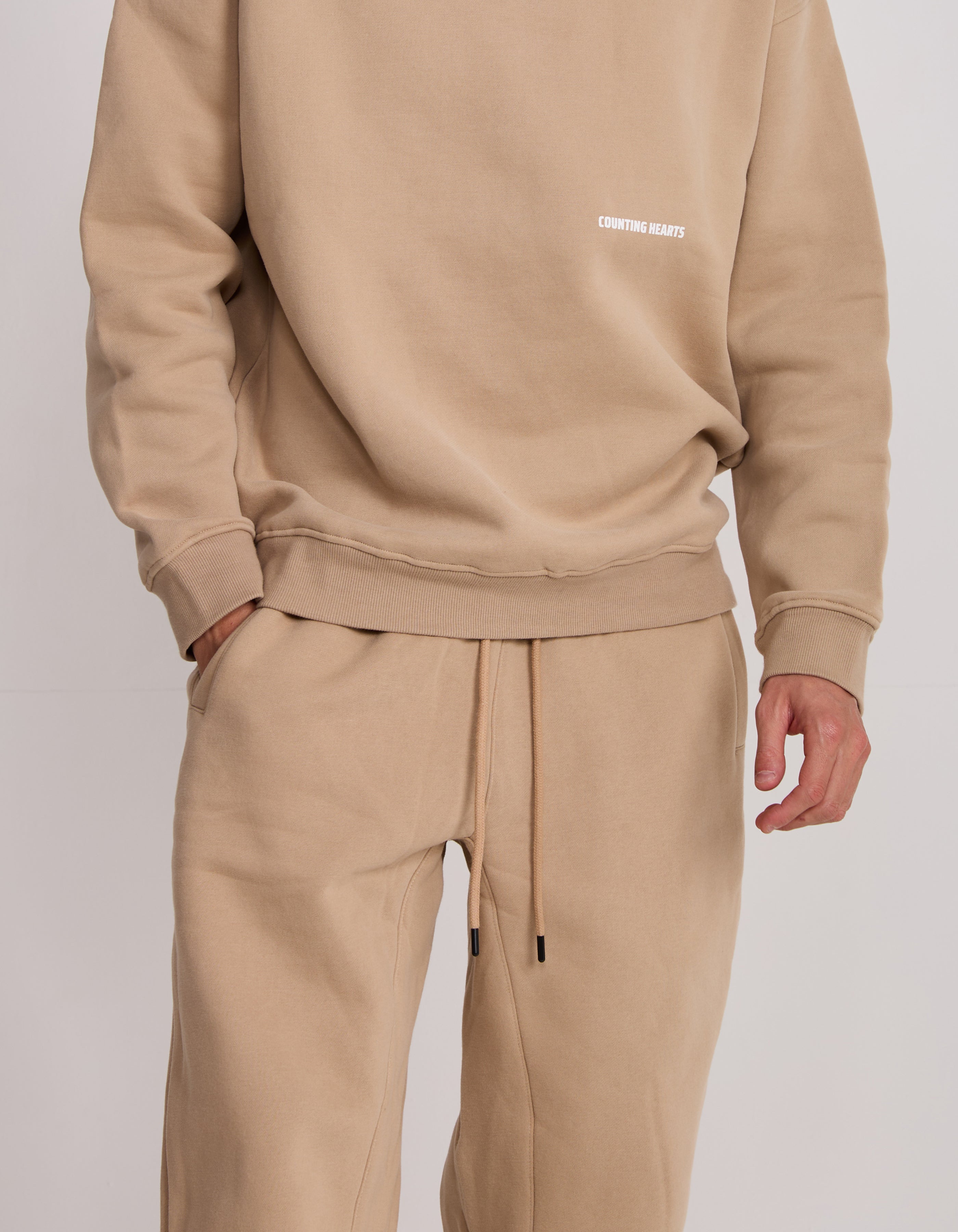 JOGGERS