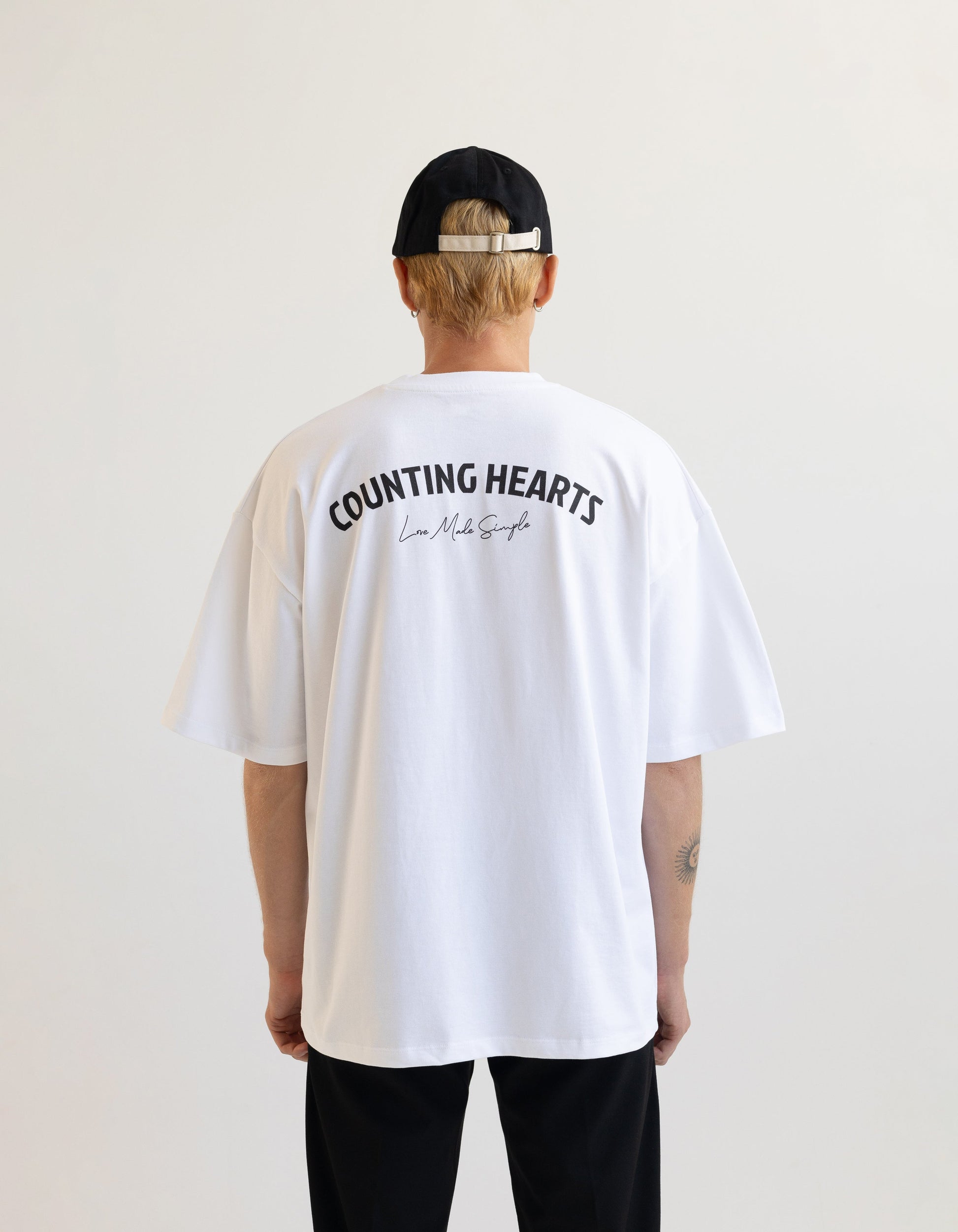 Front Heart / White Boxy T-shirt - Counting Hearts