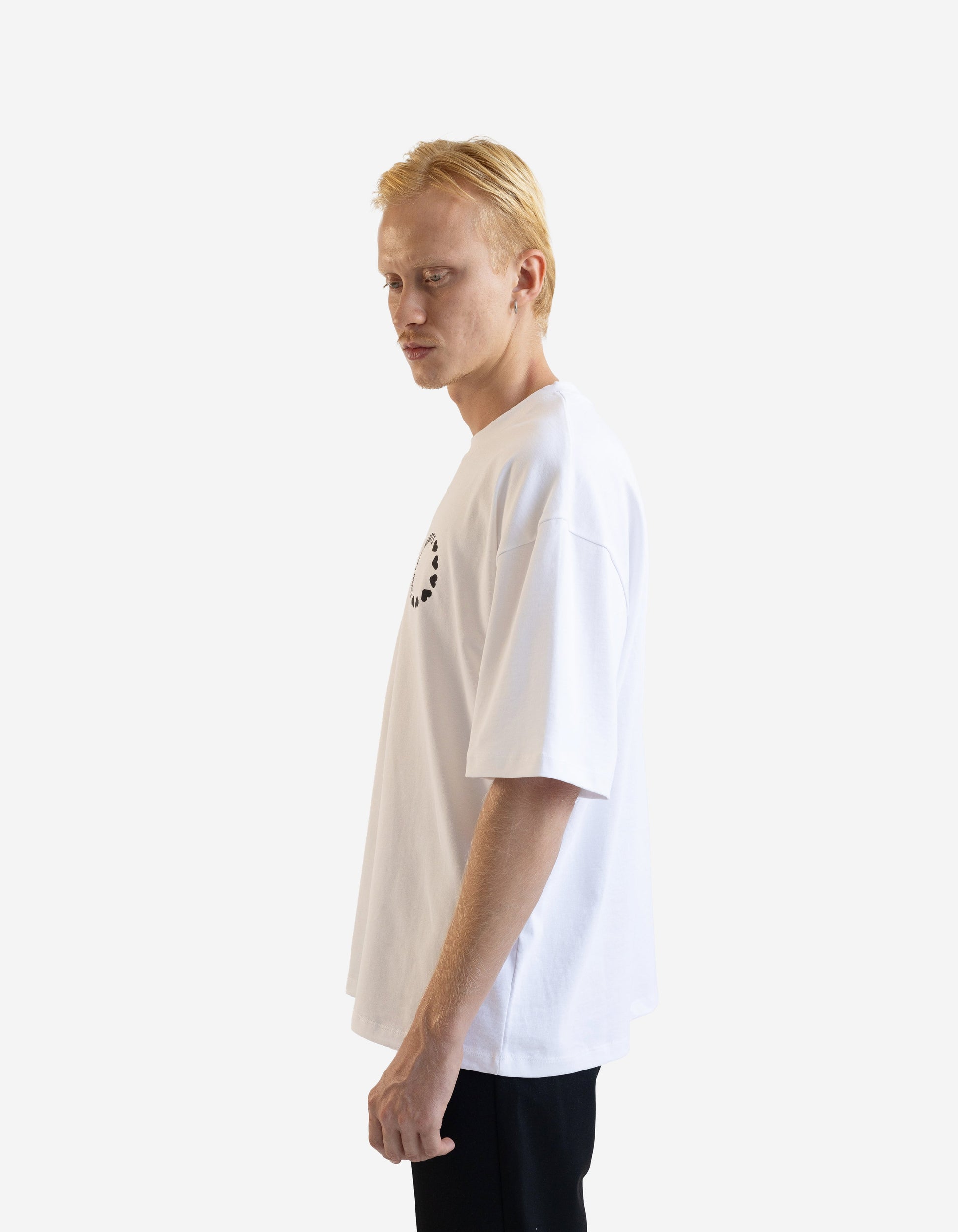 Heart Loop / White Boxy T-shirt - Counting Hearts