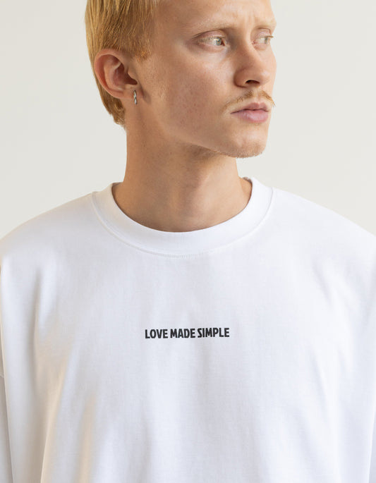 Made Simple / White Boxy T-shirt - Counting Hearts